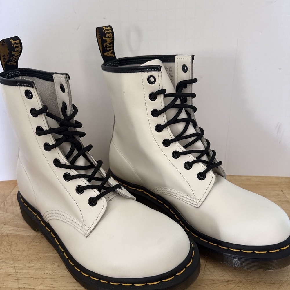 Dr. Martens 1460 White Patent Leather Combat Boots 11821 Women's Size 9